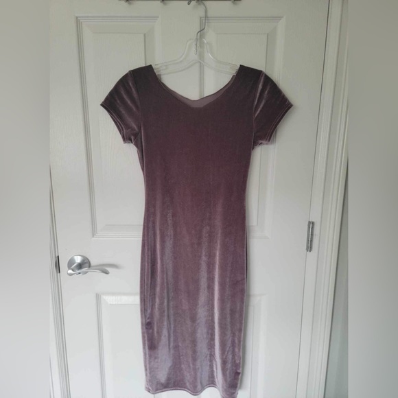 Women Dress Fits Xs to Small- preloved - Picture 1 of 4